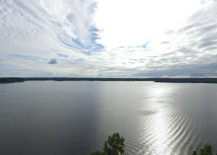 Stoco Lake Lodge